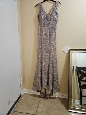 Mac Duggal Mauve Lace V-Neck Evening Gown